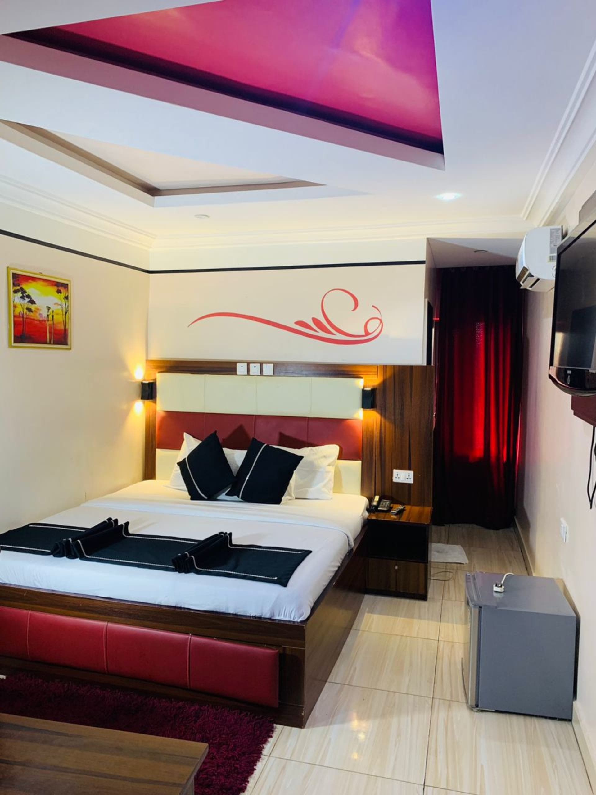 Golfside Luxury Hotel Hero