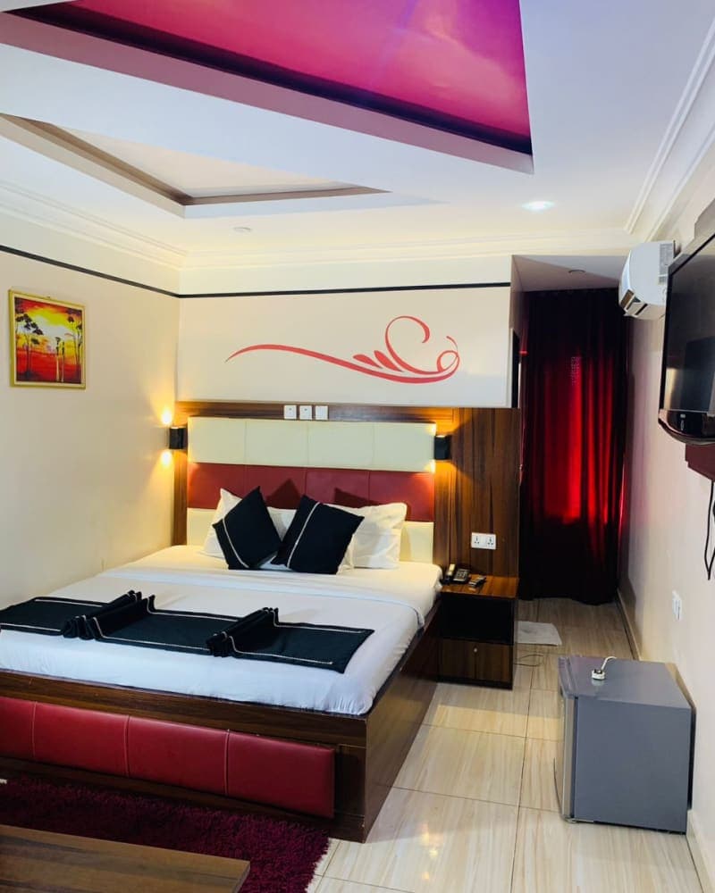 Golfside Luxury Hotel